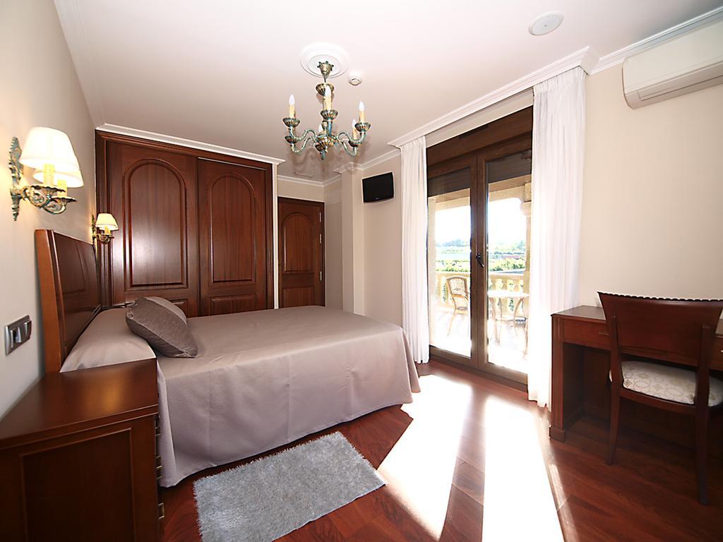 Pension Residencia A Cruzan (Adults Only) Noalla  Exteriör bild